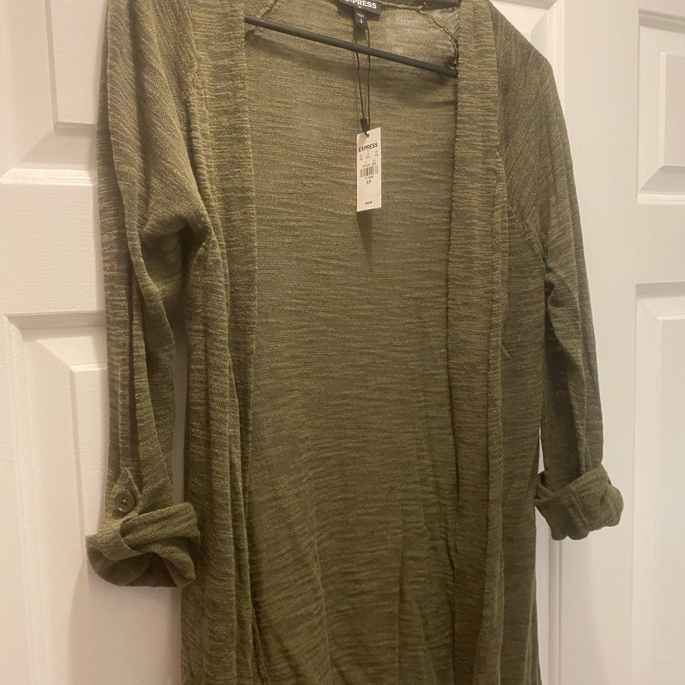 NWT! Express light weight cardigan.